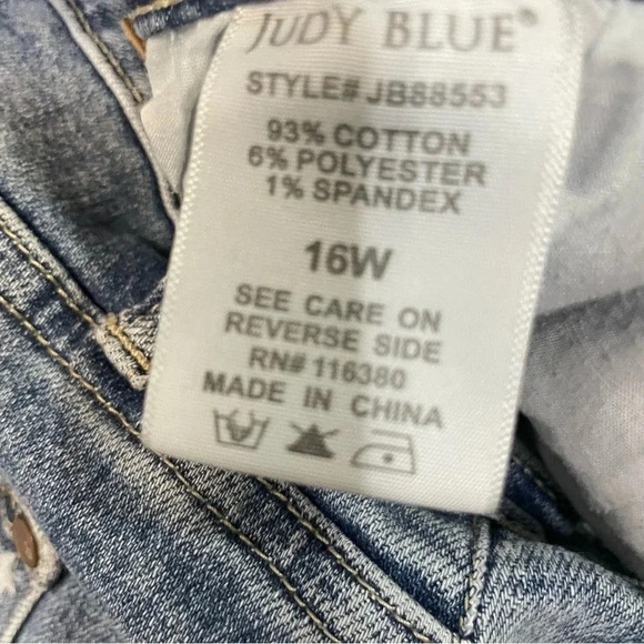 Judy Blue Boyfriend Distressed High Waisted Star Printed Stretch Denim Jeans - Picture 8 of 8